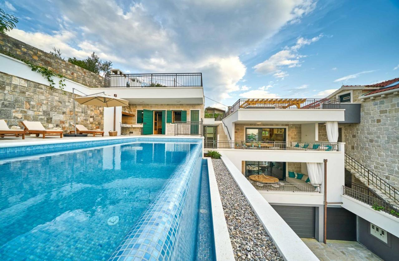 Luxury Residence Mladenka Jesenice  Exterior photo